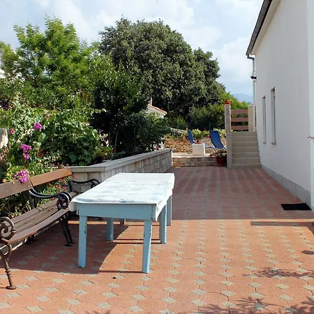 Apartment Zavalatica 9280b *